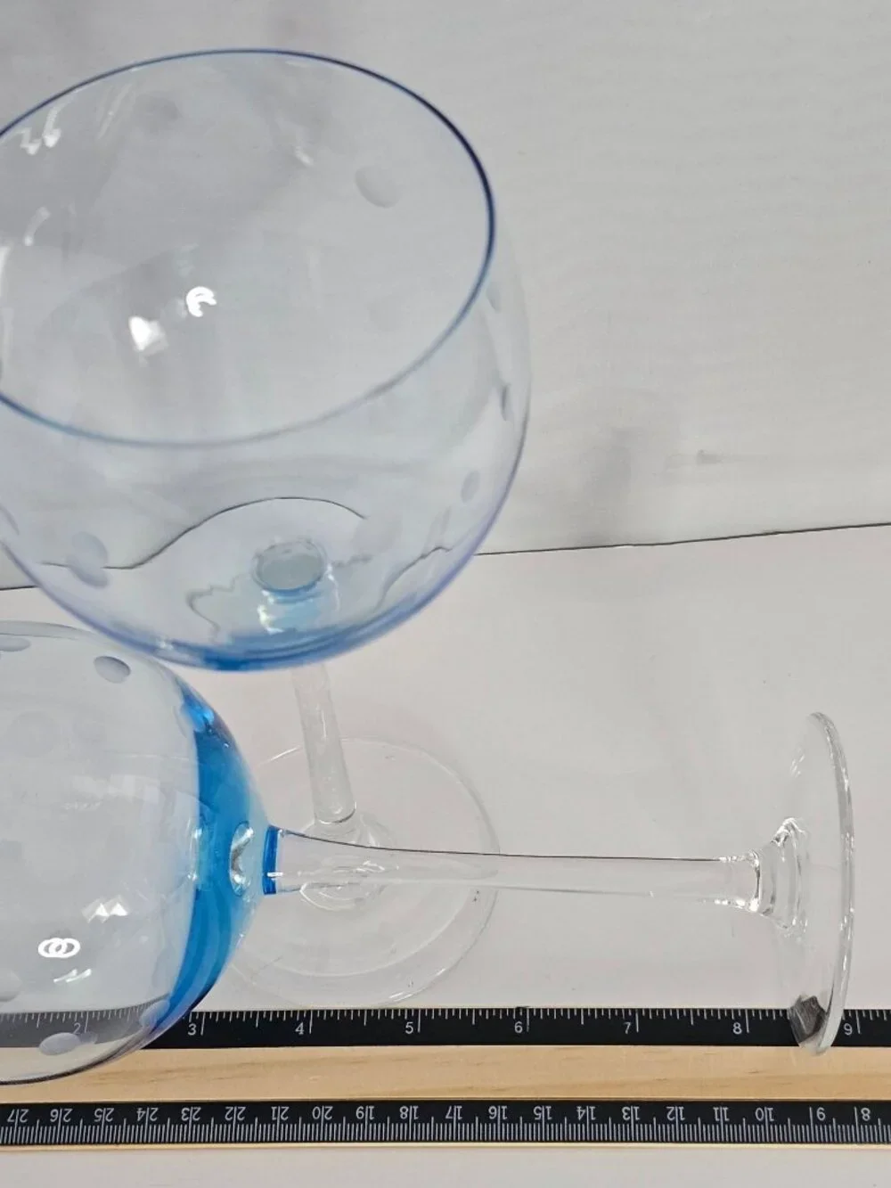 2 Block Glitter Blue Goblet 8.5
